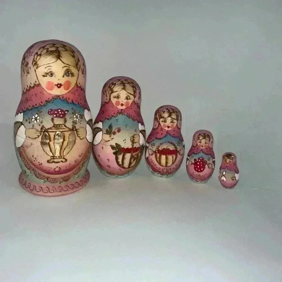 Russian Nesting Dolls Ceprueb Nocag 5 Piece Signed by Artist Vintage / Pink Blue